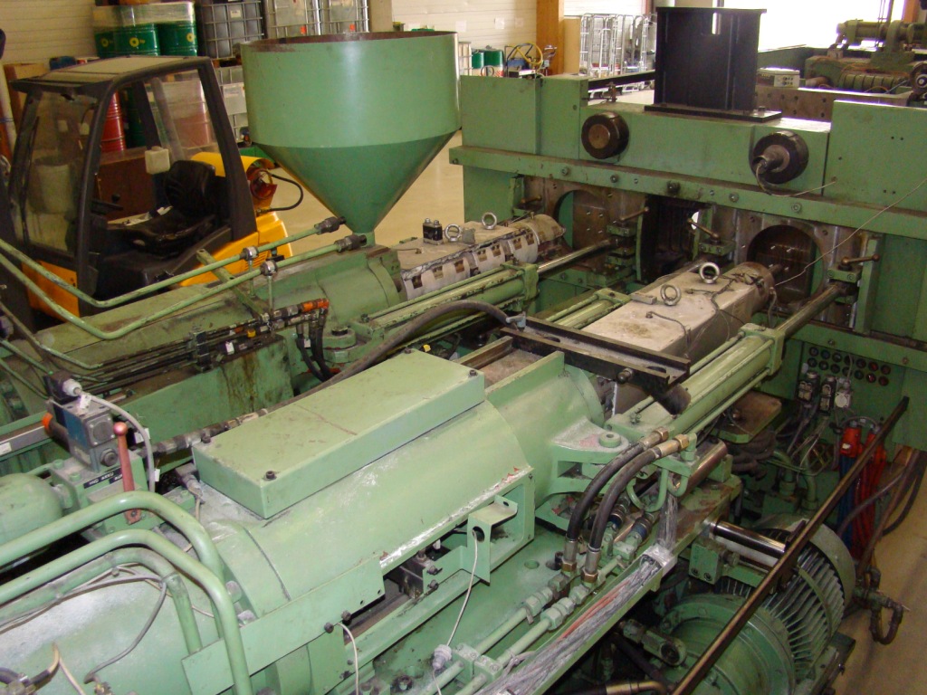 Engel　e④ Engel ES 1300 / 1300 / 250 2K